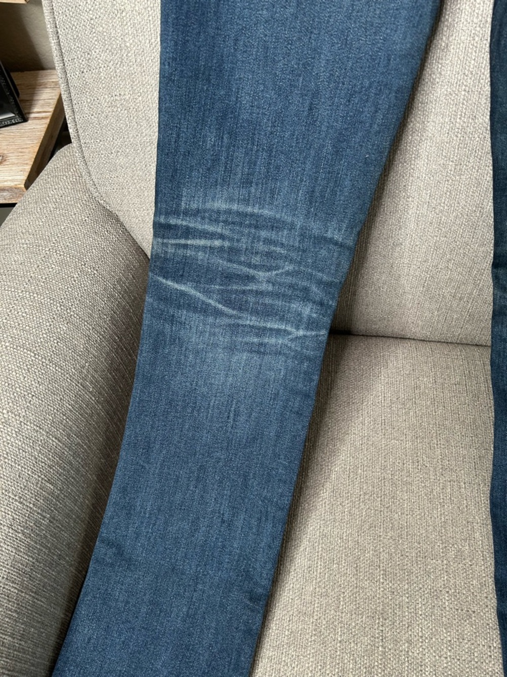 AG The Harper straight leg Jeans - Picture 16 of 16